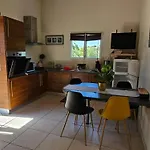 Monplaisir Zen Gæstehus 4*