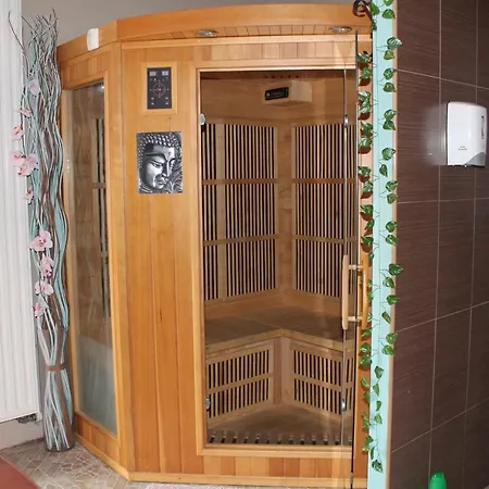 Gasthuis Monplaisir Zen Latrape