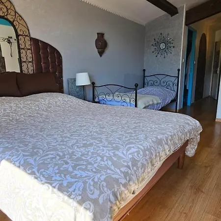 Monplaisir Zen Pensión 4*
