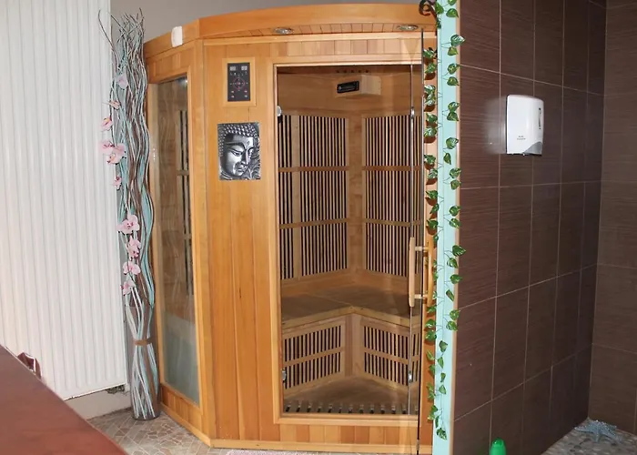 Gasthuis Monplaisir Zen Latrape