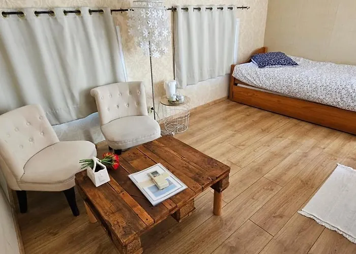 Gasthuis Monplaisir Zen Latrape